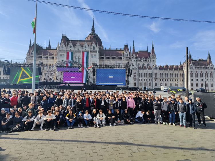 56-os megemlékezés